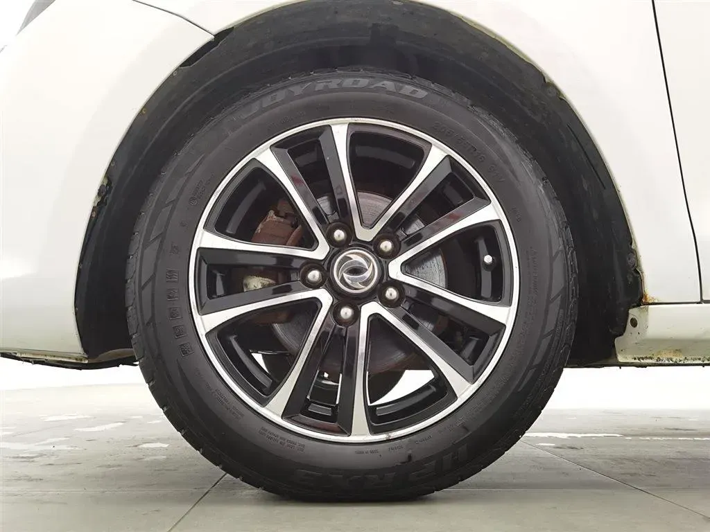 2016 DongFeng Forthing S500 1.6L 122HP L4 CVT,autocango,china used car exporter,china ev exporter,chinese used car exporter,chinese used ev exporter