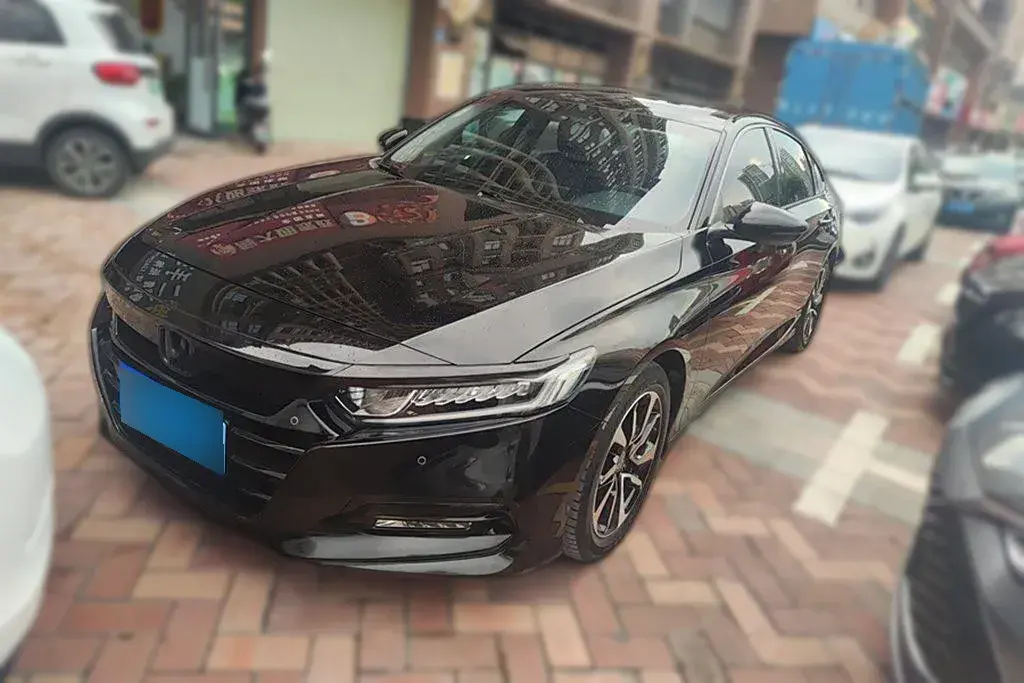 2018 Honda Accord 1.5T 194HP L4 CVT