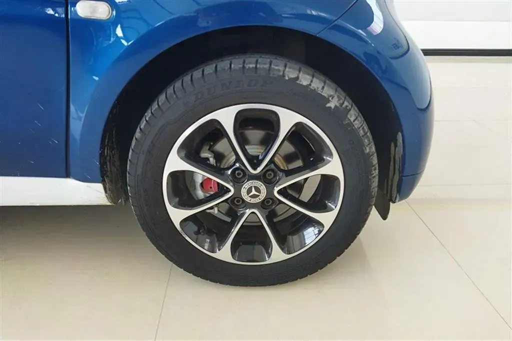 2015 Smart smart fortwo 1.0L 71HP L3 6DCT,autocango,china used car exporter,china ev exporter,chinese used car exporter,chinese used ev exporter