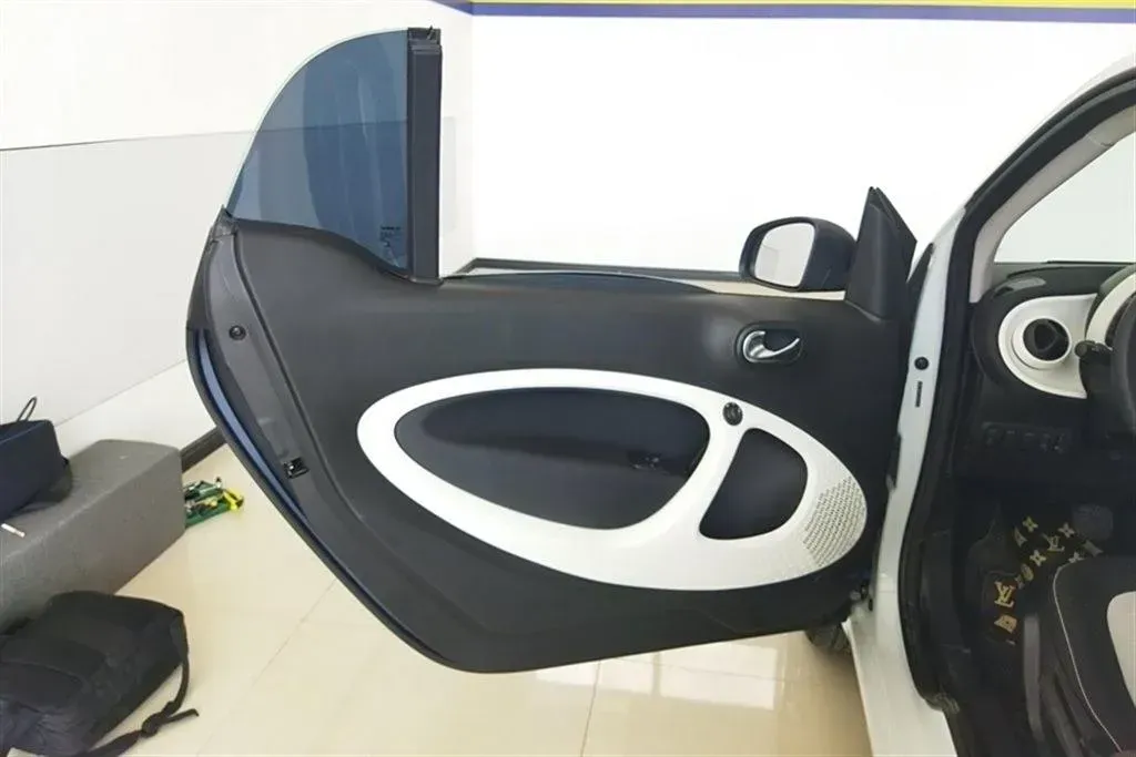 2015 Smart smart fortwo 1.0L 71HP L3 6DCT,autocango,china used car exporter,china ev exporter,chinese used car exporter,chinese used ev exporter