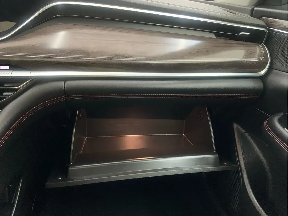 2020 GAC Trumpchi GA8 2.0T 252HP L4 6AT,autocango,china used car exporter,china ev exporter,chinese used car exporter,chinese used ev exporter