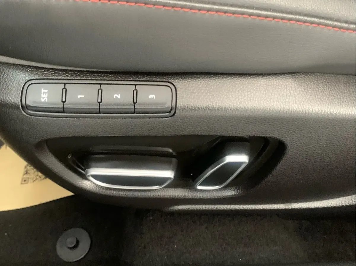 2020 GAC Trumpchi GA8 2.0T 252HP L4 6AT,autocango,china used car exporter,china ev exporter,chinese used car exporter,chinese used ev exporter