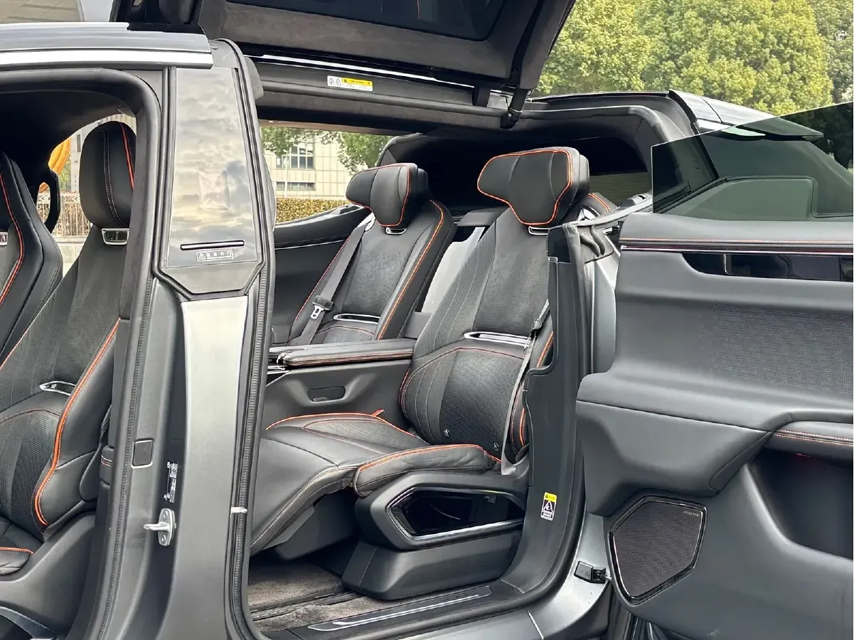 2021 HiPhi X BEV 97KWH,autocango,china used car exporter,china ev exporter,chinese used car exporter,chinese used ev exporter