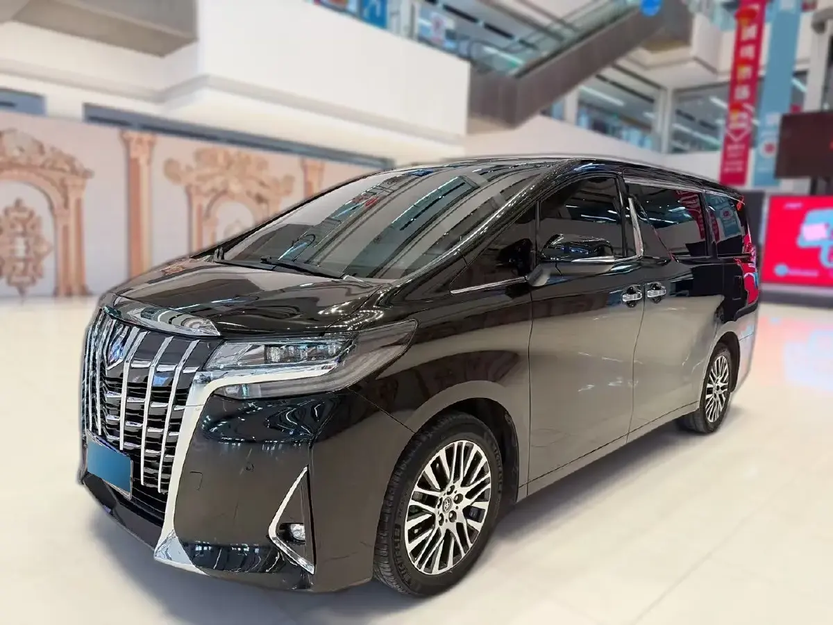2015 Toyota Alphard 3.5L 275HP V6 6AT