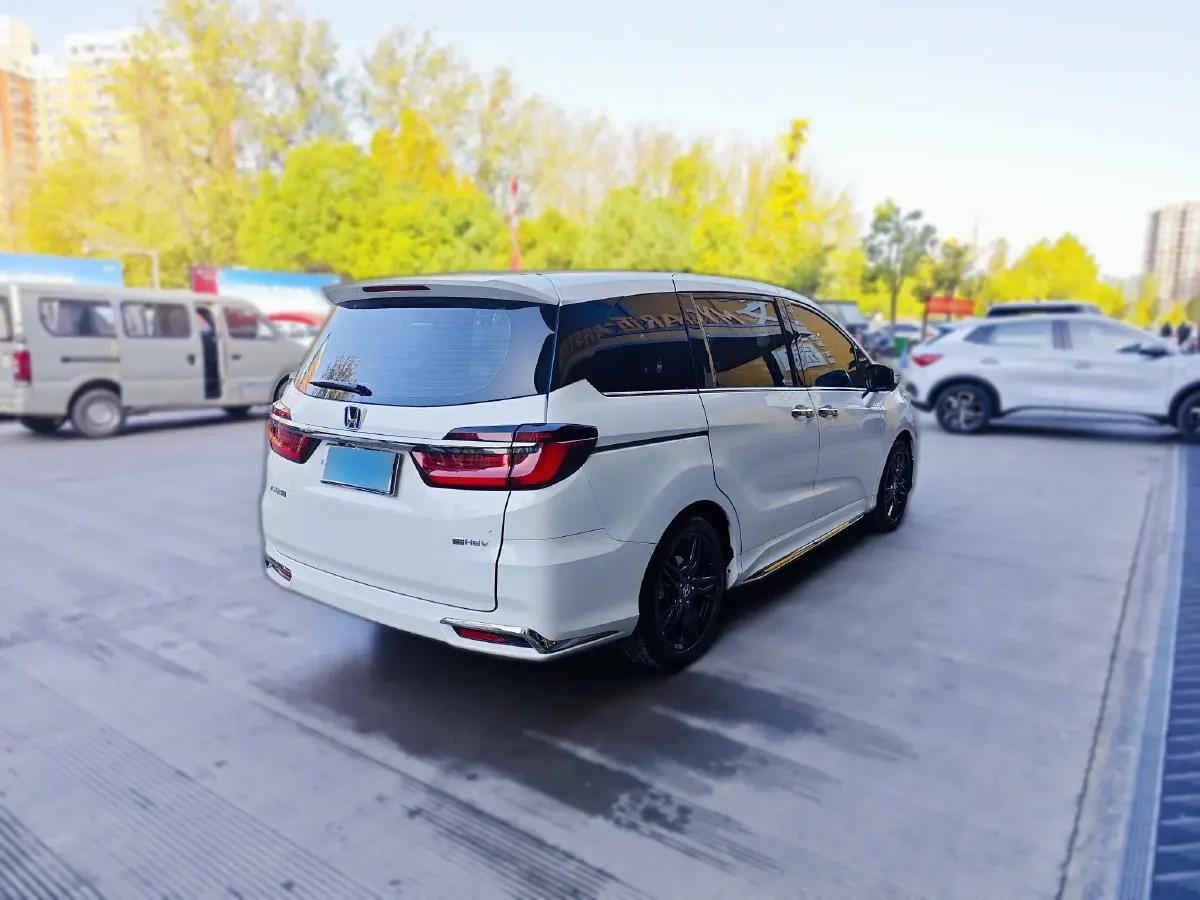 2022 Honda Odyssey 2.0L 146HP L4 E-CVT Hybrid,autocango,china used car exporter,china ev exporter,chinese used car exporter,chinese used ev exporter
