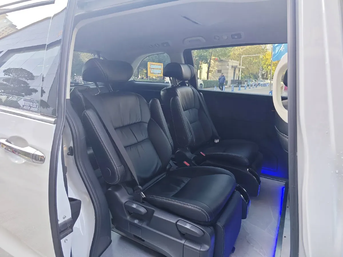 2022 Honda Odyssey 2.0L 146HP L4 E-CVT Hybrid,autocango,china used car exporter,china ev exporter,chinese used car exporter,chinese used ev exporter