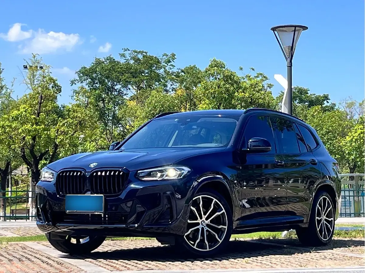 2022 BMW X3 2.0T 252HP L4 8AT