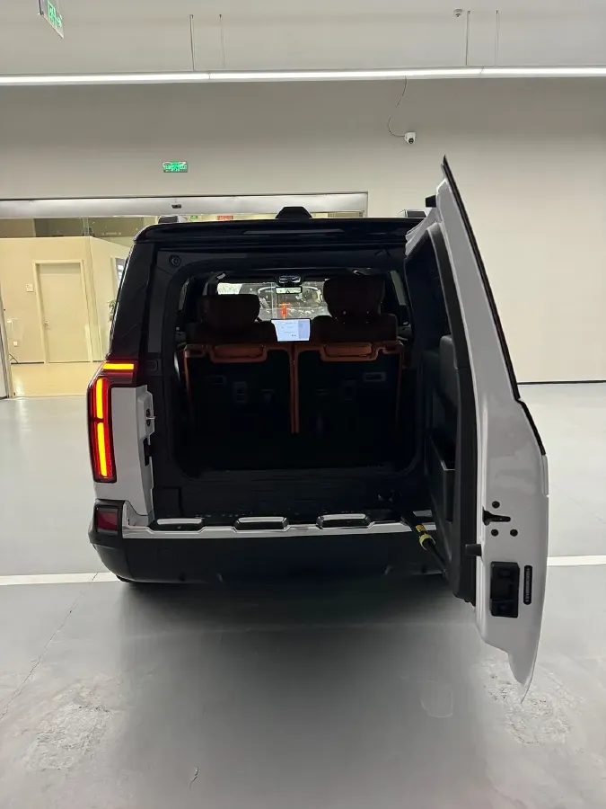 2024 PloeStone 01 1.5T 152HP L4 REEV 58.4KWH,autocango,china used car exporter,china ev exporter,chinese used car exporter,chinese used ev exporter