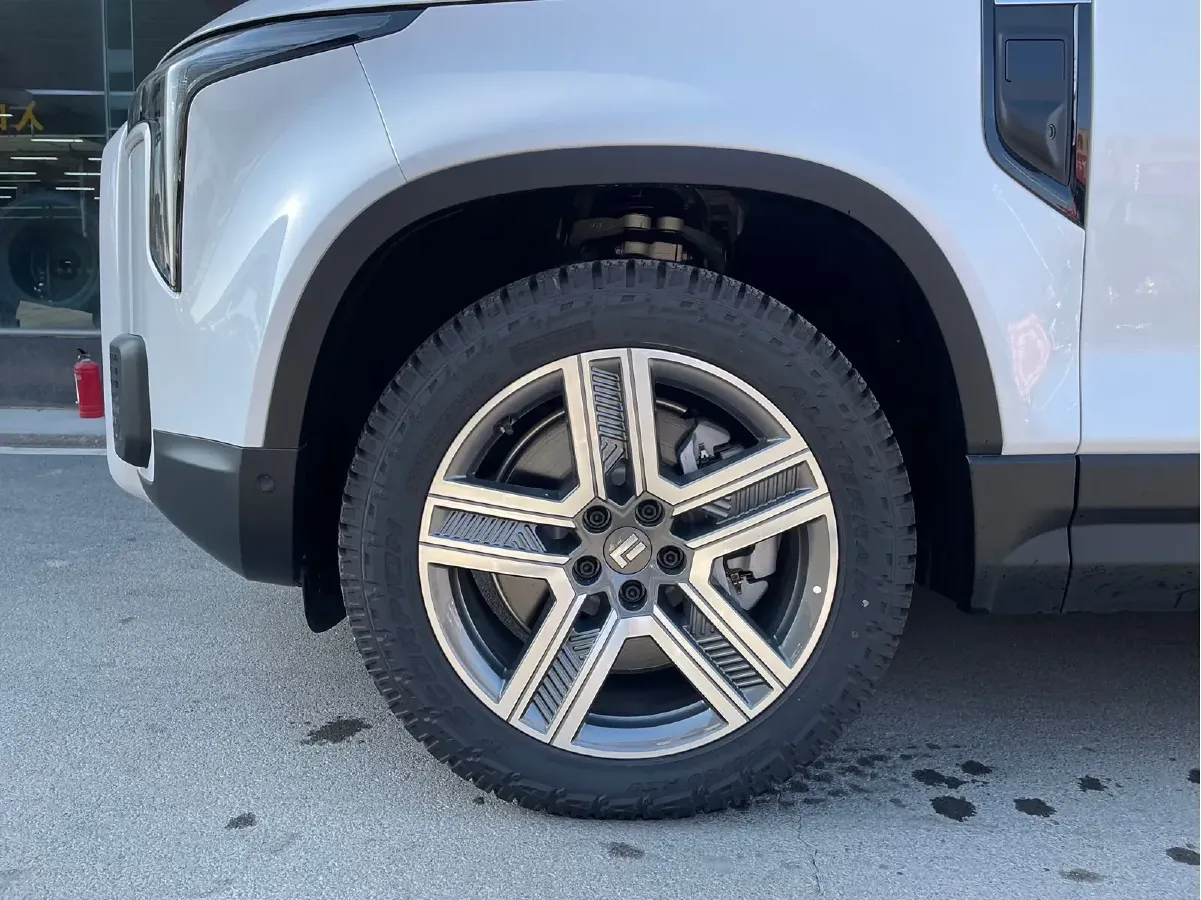 2024 PloeStone 01 1.5T 152HP L4 REEV 58.4KWH,autocango,china used car exporter,china ev exporter,chinese used car exporter,chinese used ev exporter