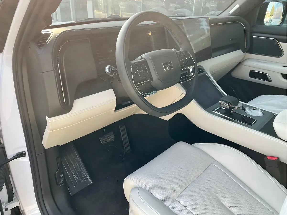 2024 PloeStone 01 1.5T 152HP L4 REEV 58.4KWH,autocango,china used car exporter,china ev exporter,chinese used car exporter,chinese used ev exporter