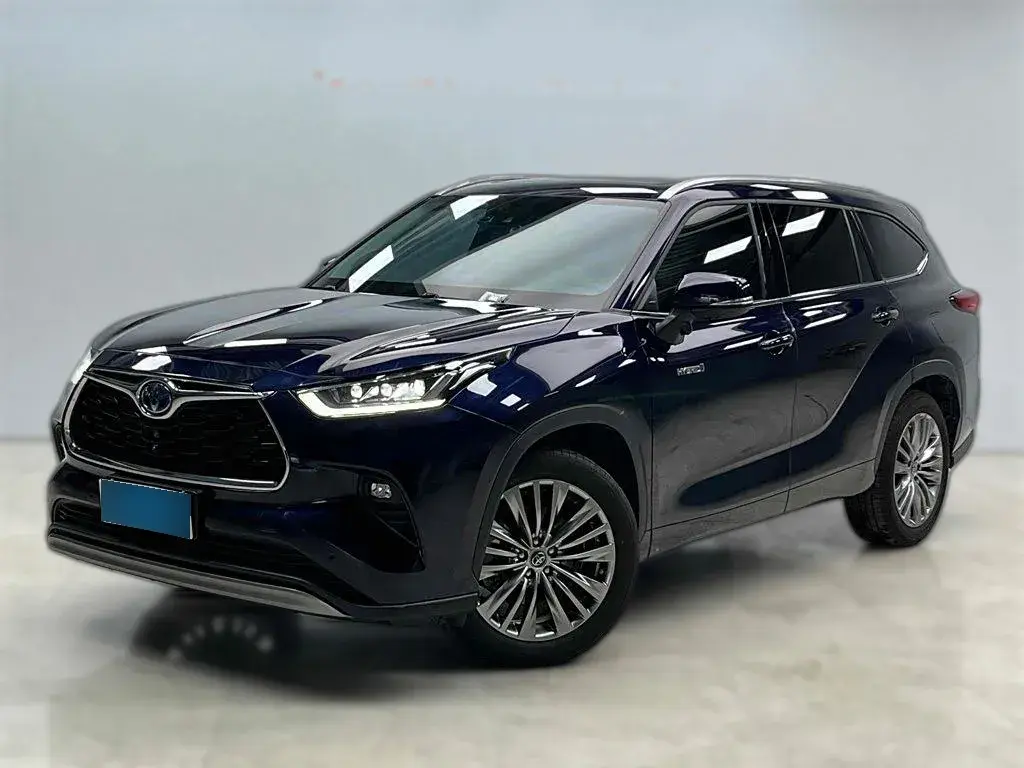 2022 Toyota Highlander 2.5L 192HP L4 E-CVT Hybrid
