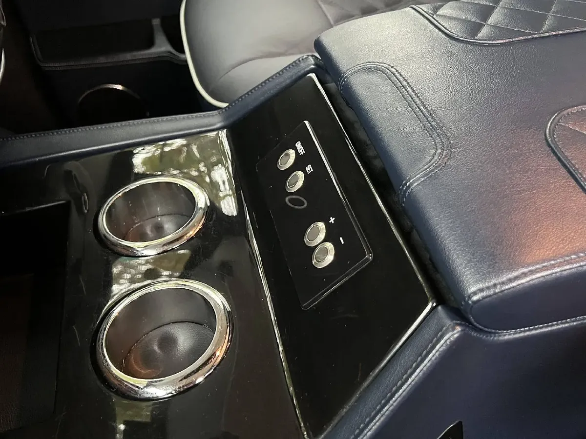 2016 GMC SAVANA 5.3L 314HP V8 4AT,autocango,china used car exporter,china ev exporter,chinese used car exporter,chinese used ev exporter