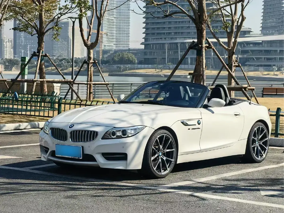 2013 BMW Z4 2.0T 245HP L4 8AT