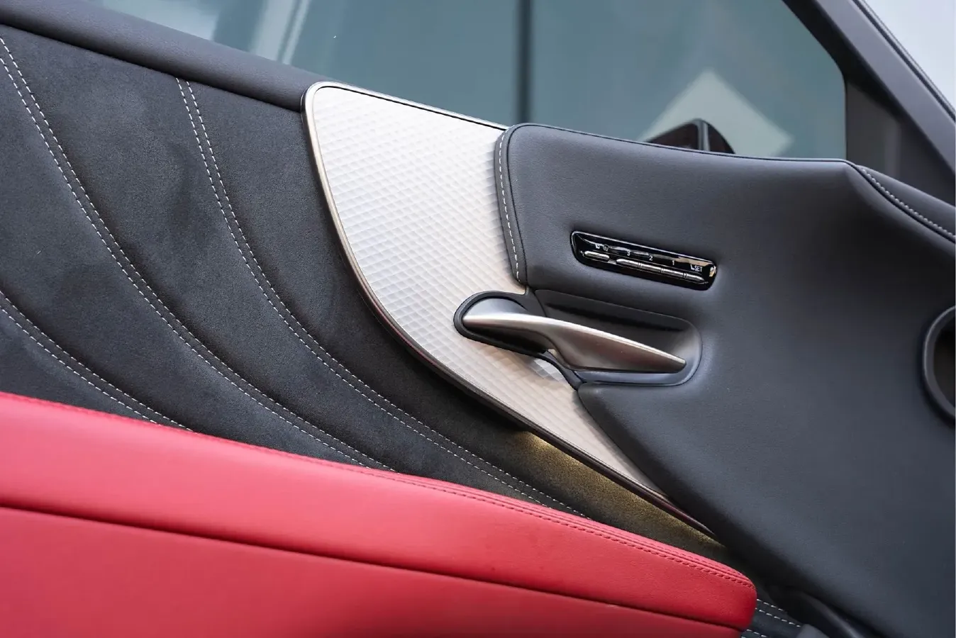 2018 Lexus LS 3.5L 299HP V6 E-CVT Hybrid,autocango,china used car exporter,china ev exporter,chinese used car exporter,chinese used ev exporter