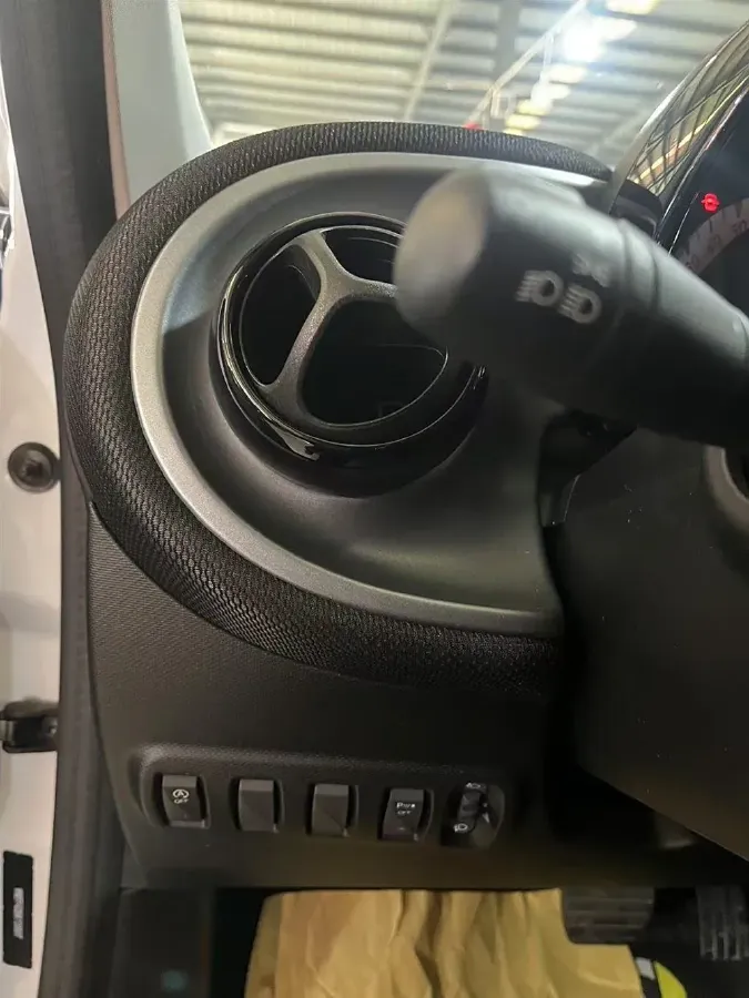 2018 Smart smart forfour 1.0L 71HP L3 6DCT,autocango,china used car exporter,china ev exporter,chinese used car exporter,chinese used ev exporter