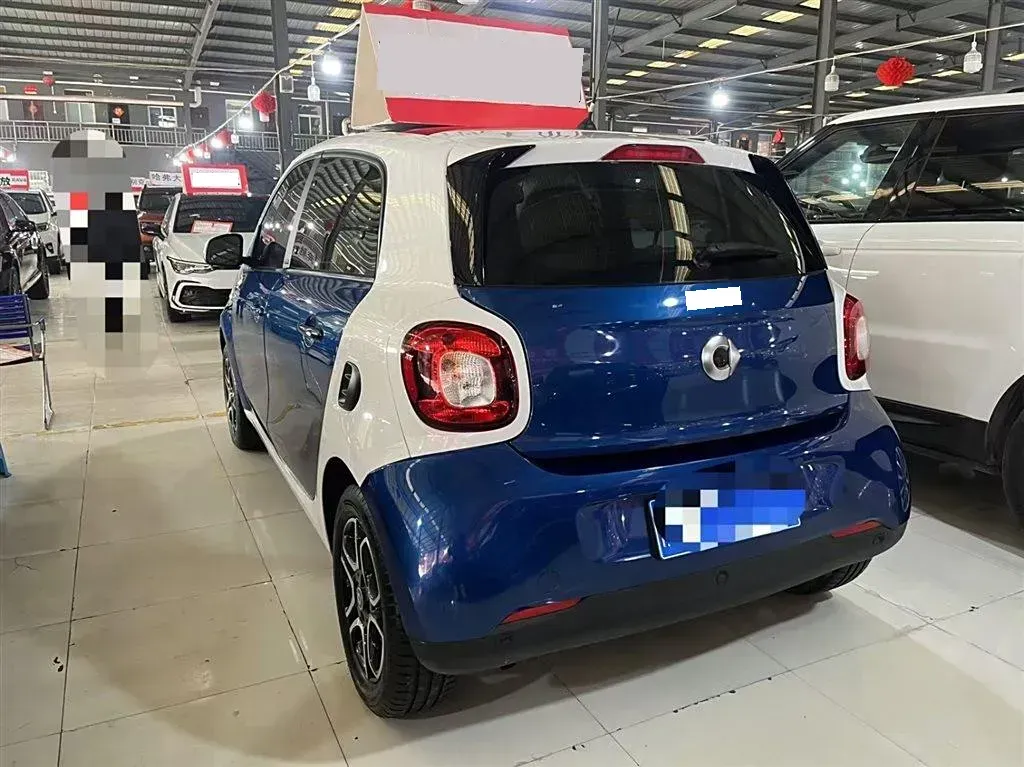 2018 Smart smart forfour 1.0L 71HP L3 6DCT,autocango,china used car exporter,china ev exporter,chinese used car exporter,chinese used ev exporter