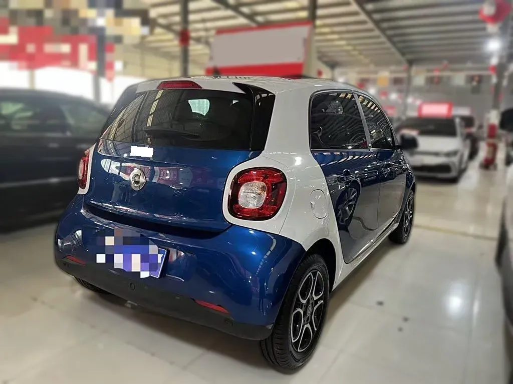 2018 Smart smart forfour 1.0L 71HP L3 6DCT,autocango,china used car exporter,china ev exporter,chinese used car exporter,chinese used ev exporter