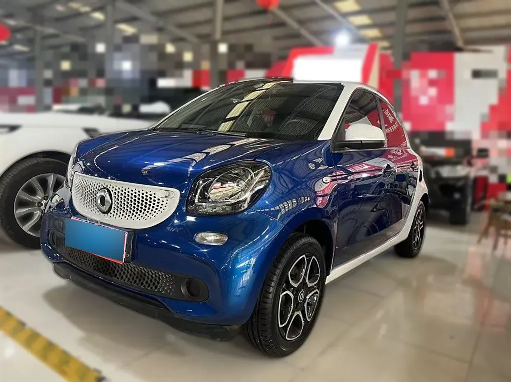 2018 Smart smart forfour 1.0L 71HP L3 6DCT,autocango,china used car exporter,china ev exporter,chinese used car exporter,chinese used ev exporter