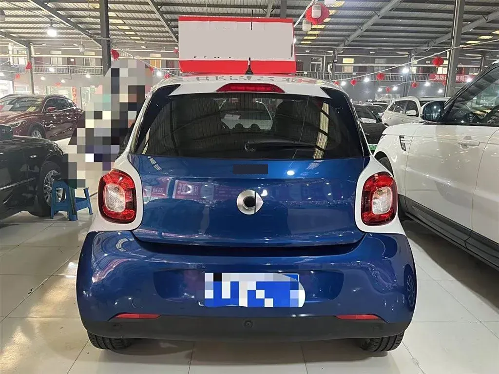 2018 Smart smart forfour 1.0L 71HP L3 6DCT,autocango,china used car exporter,china ev exporter,chinese used car exporter,chinese used ev exporter
