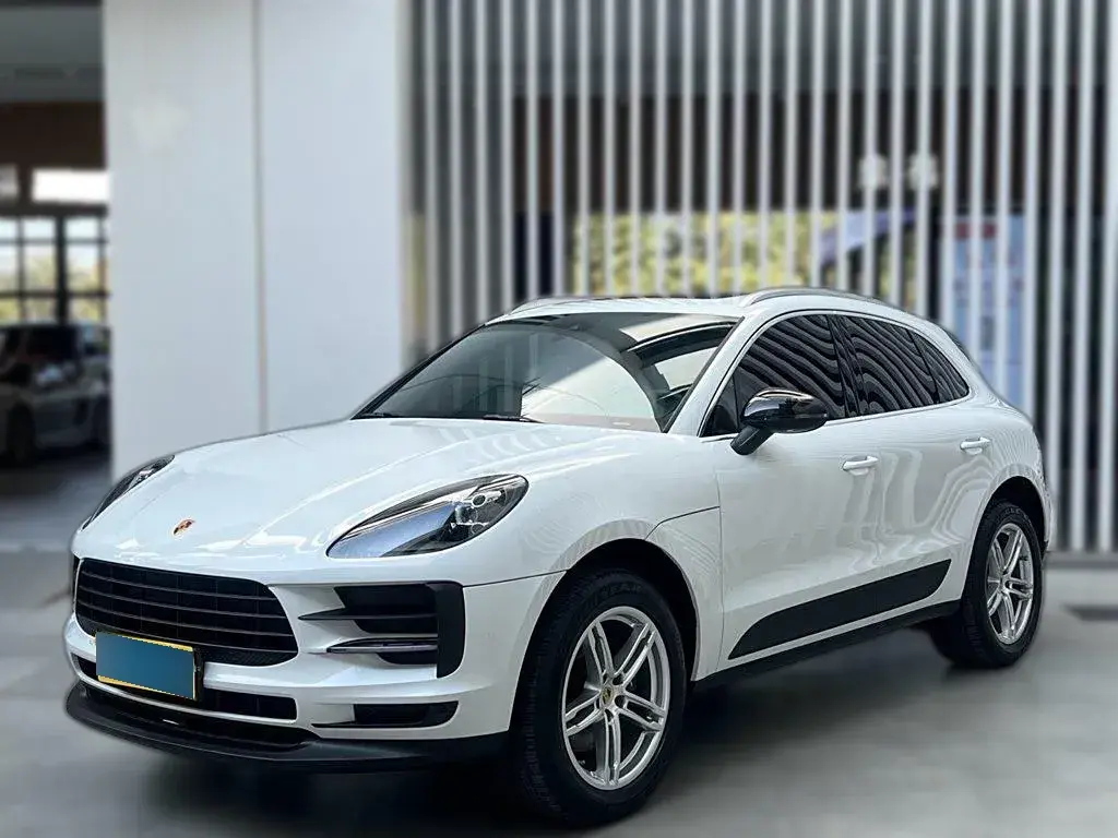 2021 Porsche Macan 2.0T 252HP L4 7DCT