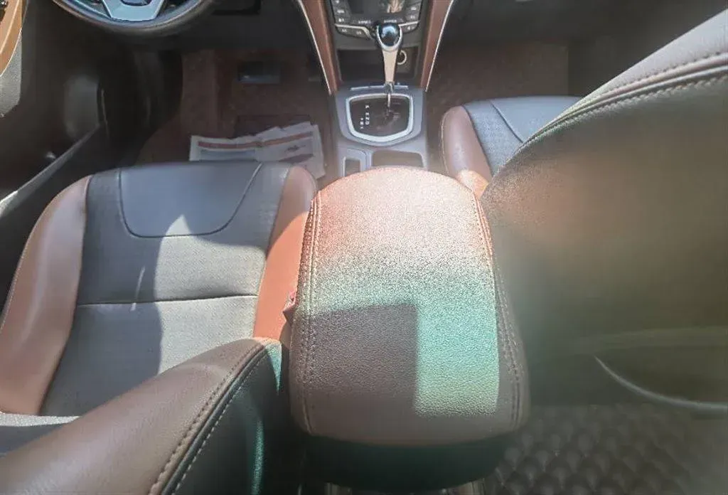 2014 BYD G5 1.5T 154HP L4 6DCT,autocango,china used car exporter,china ev exporter,chinese used car exporter,chinese used ev exporter