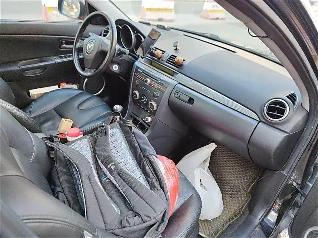 2010 Mazda 3 2.0L 150HP L4 5MT,autocango,china used car exporter,china ev exporter,chinese used car exporter,chinese used ev exporter