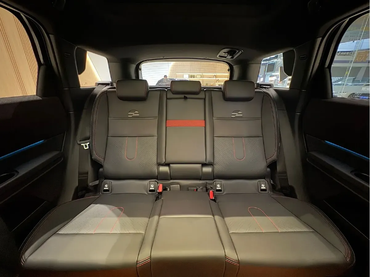 2023 MINI JCW COUNTRYMAN 2.0T 272HP L4 8AT,autocango,china used car exporter,china ev exporter,chinese used car exporter,chinese used ev exporter