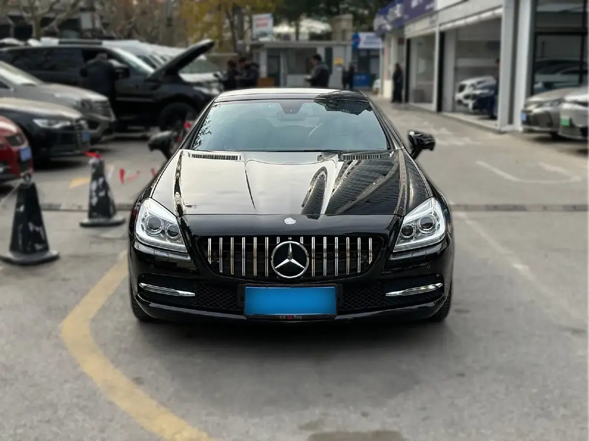 2011 Mercedes-Benz SLK Class 1.8T 184HP L4 7AT 2011 Mercedes-Benz SLK Class 1.8T 184HP L4 7AT