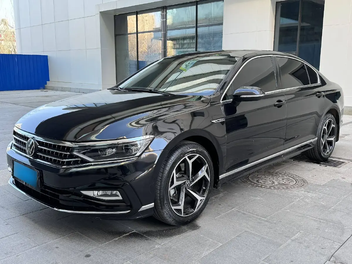 2023 Volkswagen Magotan 2.0T 186HP L4 7DCT