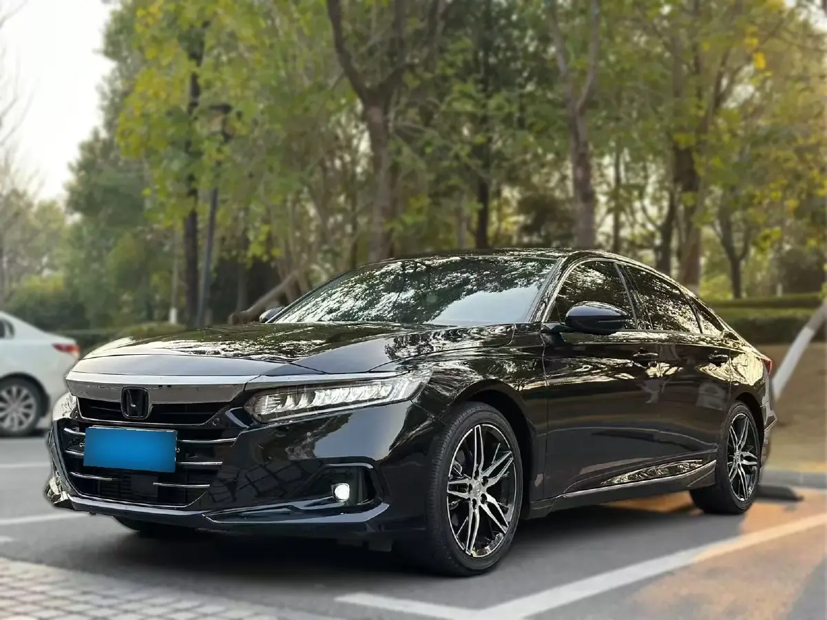 2022 Honda Accord 1.5T 194HP L4 CVT