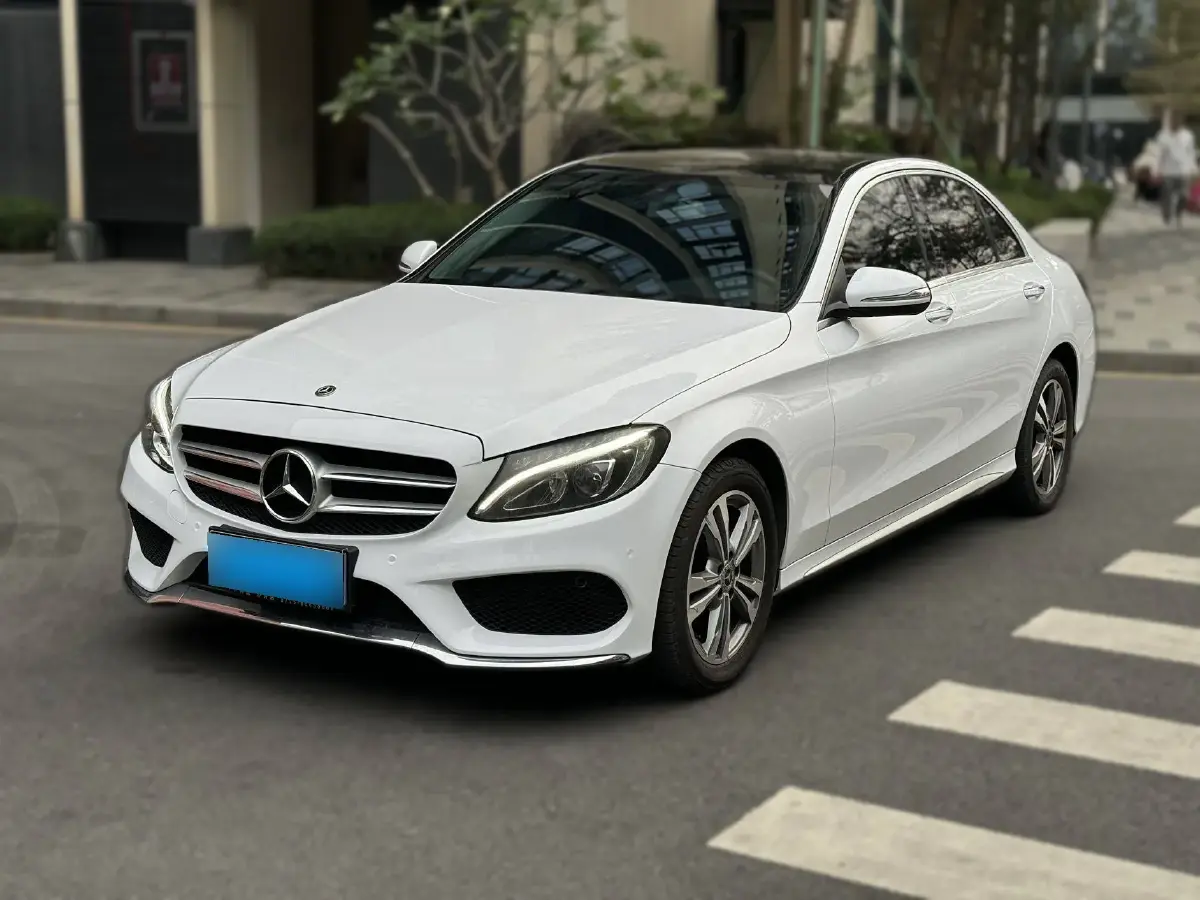 2017 Mercedes-Benz C Class 2.0T 184HP L4 9AT