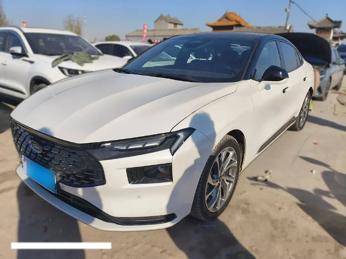 2023 Ford Mondeo 2.0T 254HP L4 8AT