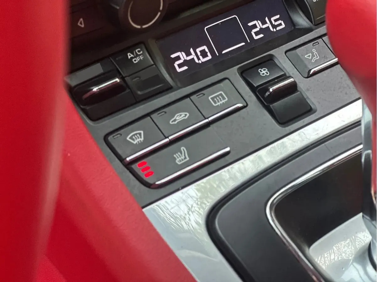 2015 Porsche Boxster 2.7L 265HP H6 7DCT,autocango,china used car exporter,china ev exporter,chinese used car exporter,chinese used ev exporter