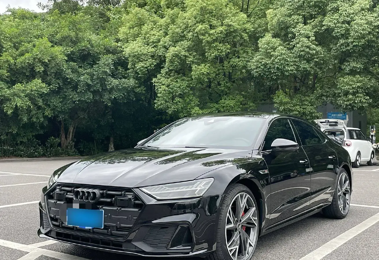 2023 Audi A7L 2.0T 245HP L4 7DCT
