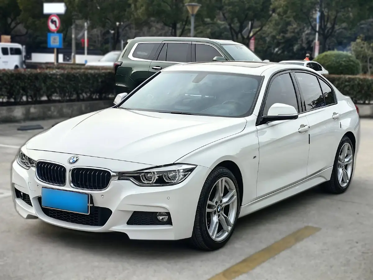 2019 BMW 3 Series 2.0T 184HP L4 8AT