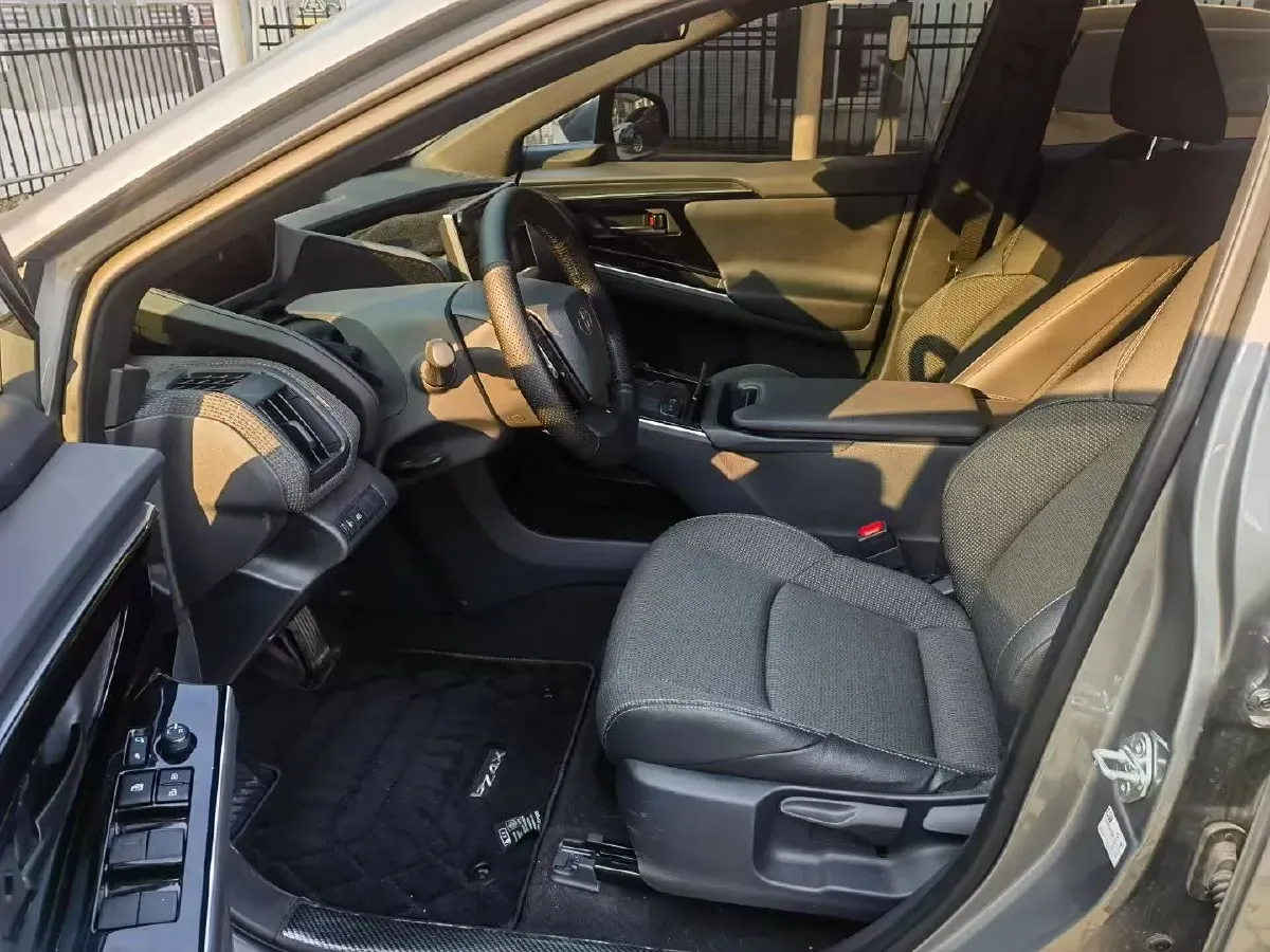 2024 Toyota BZ4X BEV 66.7KWH,autocango,china used car exporter,china ev exporter,chinese used car exporter,chinese used ev exporter