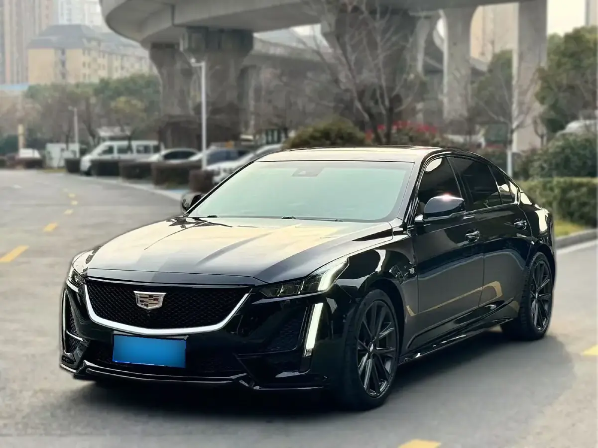 2020 Cadillac CT5 2.0T 241HP L4 10AT