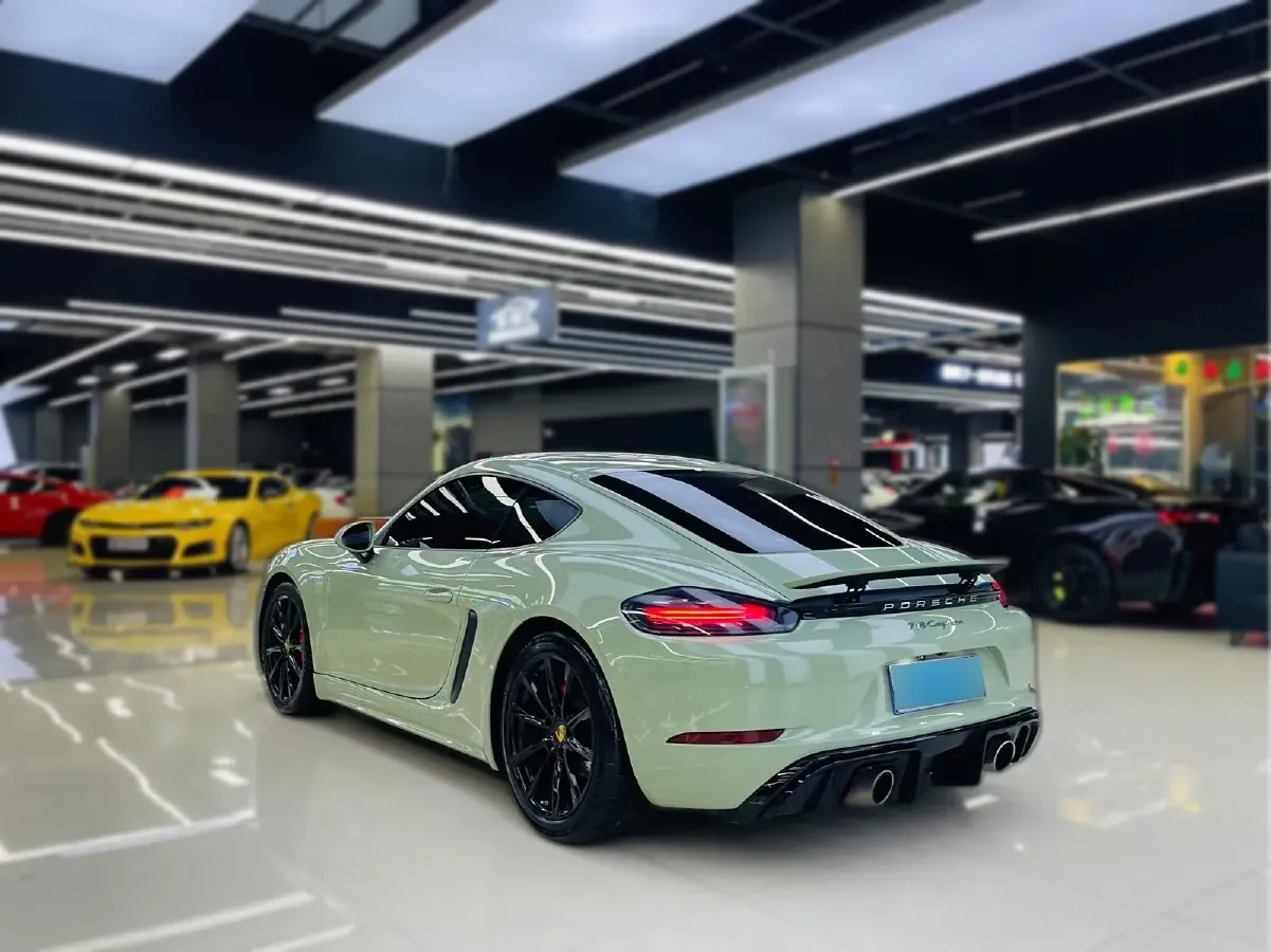 2018 Porsche 718 2.0T 250HP H4 7DCT,autocango,china used car exporter,china ev exporter,chinese used car exporter,chinese used ev exporter