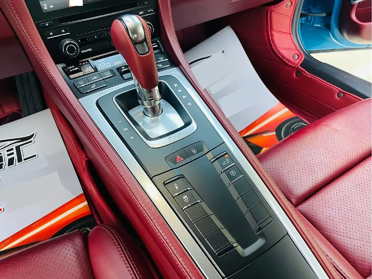 2018 Porsche 718 2.0T 250HP H4 7DCT,autocango,china used car exporter,china ev exporter,chinese used car exporter,chinese used ev exporter