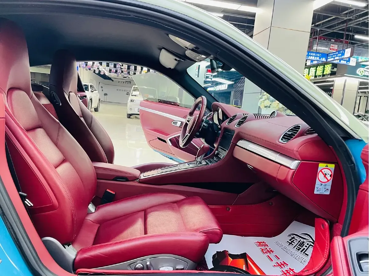 2018 Porsche 718 2.0T 250HP H4 7DCT,autocango,china used car exporter,china ev exporter,chinese used car exporter,chinese used ev exporter