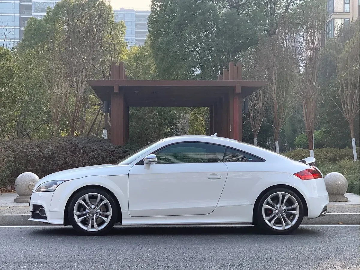 2013 Audi TTS 2.0T 272HP L4 6DCT,autocango,china used car exporter,china ev exporter,chinese used car exporter,chinese used ev exporter