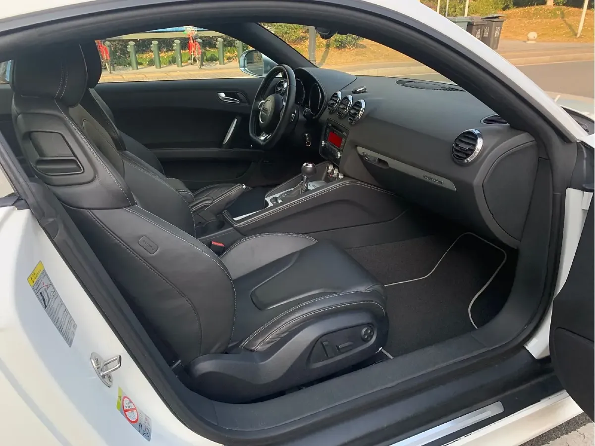 2013 Audi TTS 2.0T 272HP L4 6DCT,autocango,china used car exporter,china ev exporter,chinese used car exporter,chinese used ev exporter