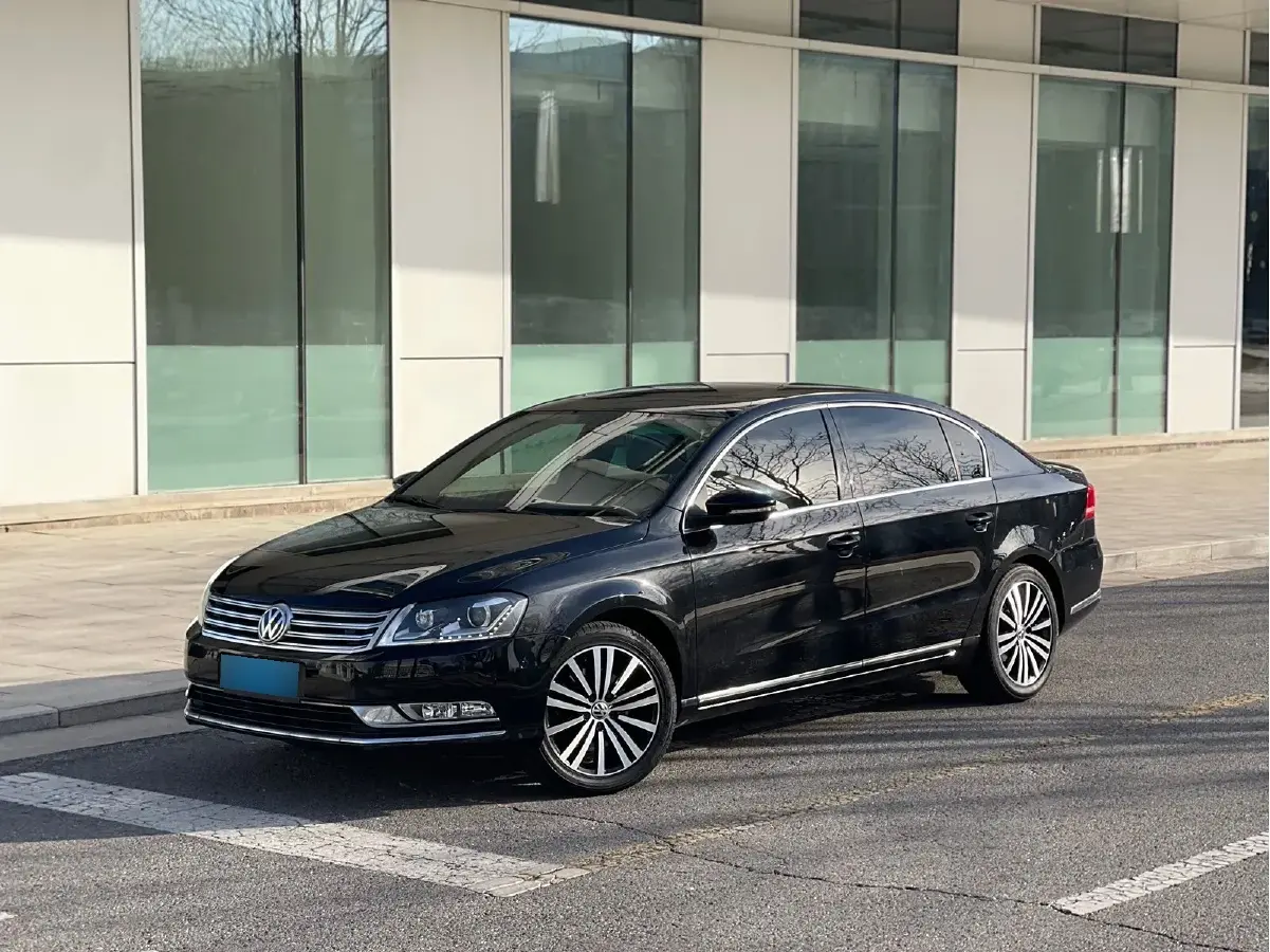 2013 Volkswagen Magotan 3.0L 250HP V6 6DCT