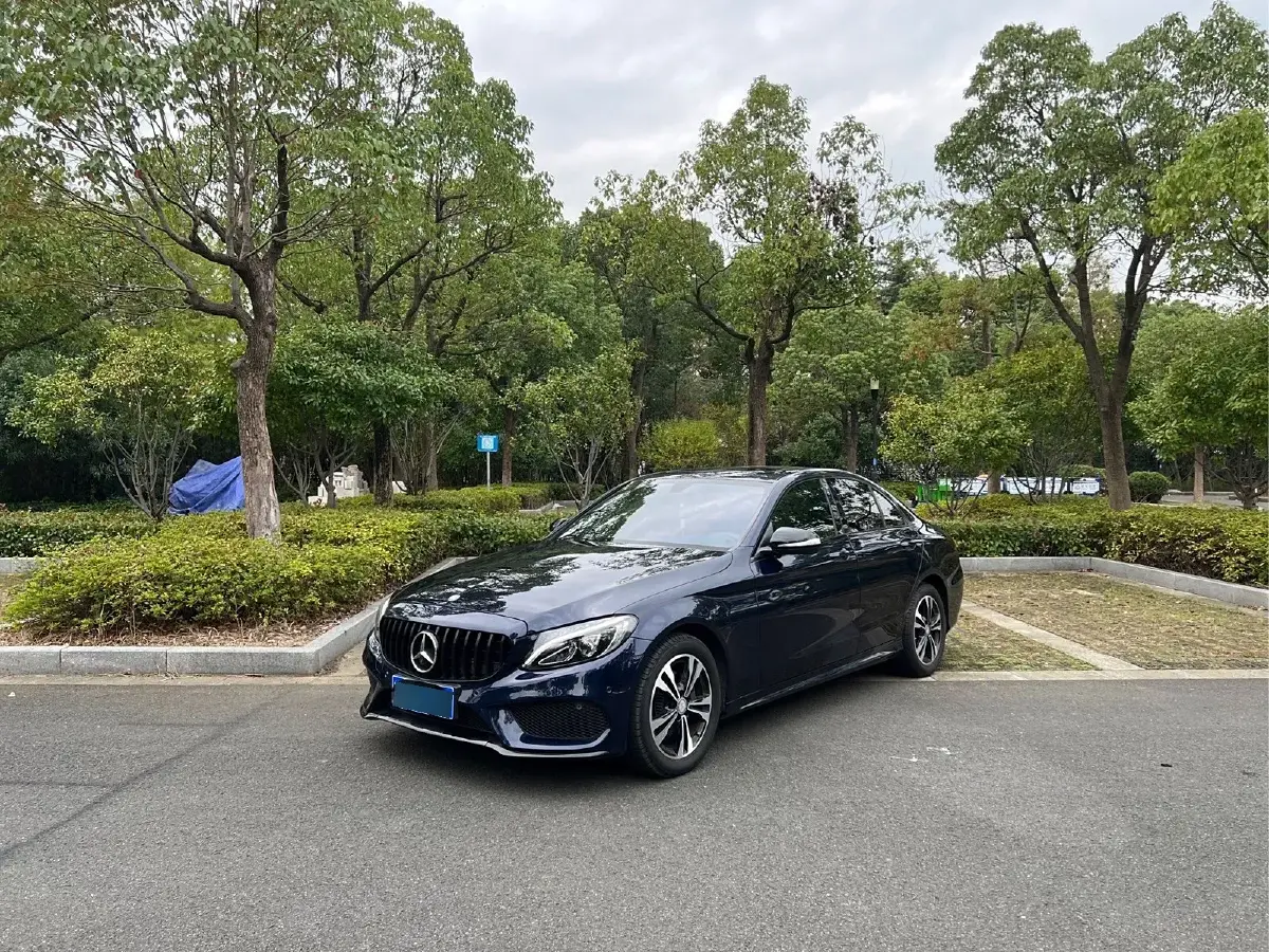 2016 Mercedes-Benz C Class 2.0T 184HP L4 7AT