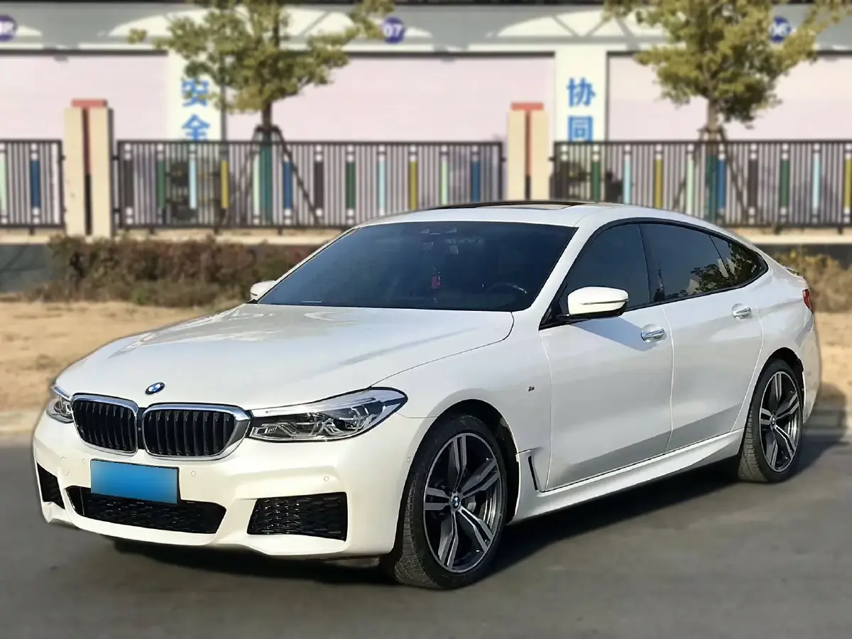 2018 BMW 6 Series GT 3.0T 340HP L6 8AT
