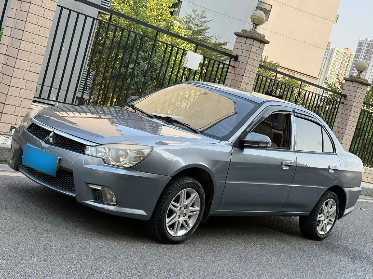 2011 Soueast V3 1.5L 120HP L4 5MT