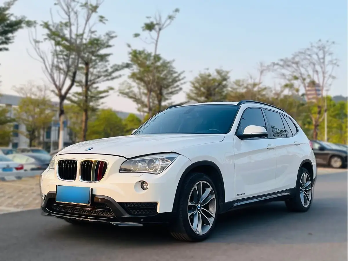 2015 BMW X1 2.0T 184HP L4 8AT