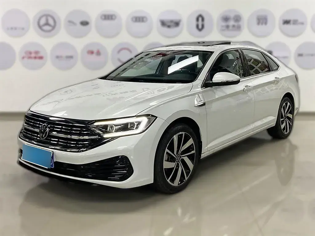 2023 Volkswagen Sagitar 1.5T 160HP L4 7DCT