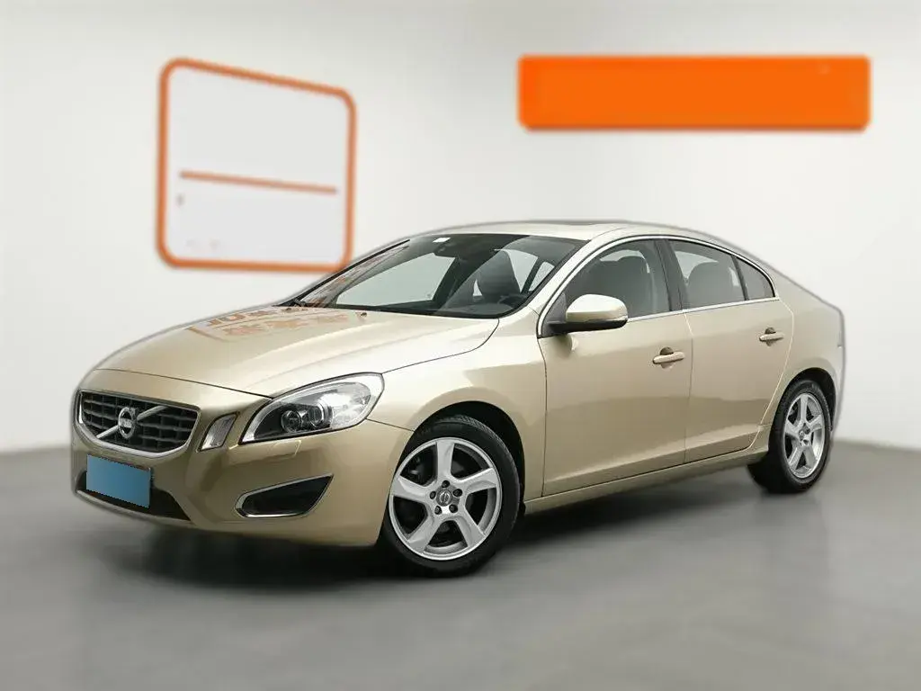 2012 Volvo S60 2.0T 240HP L4 6DCT