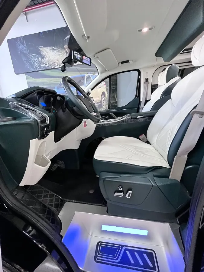 2022 JunTian HeiWuShi Youth 2.0T 203HP L4 6AT,autocango,china used car exporter,china ev exporter,chinese used car exporter,chinese used ev exporter